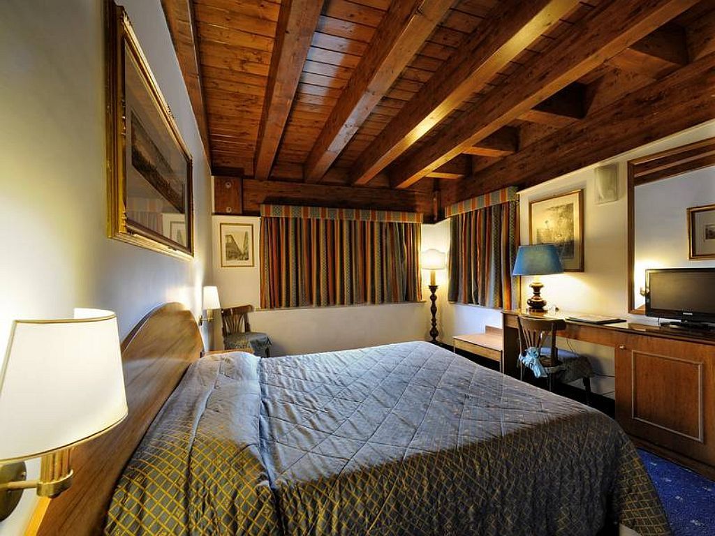 Hotel La Rovere Рим Экстерьер фото